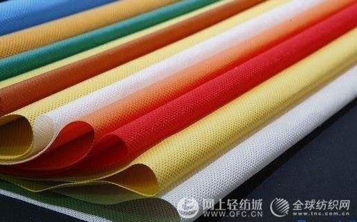 100%聚丙烯布料是无纺布吗？